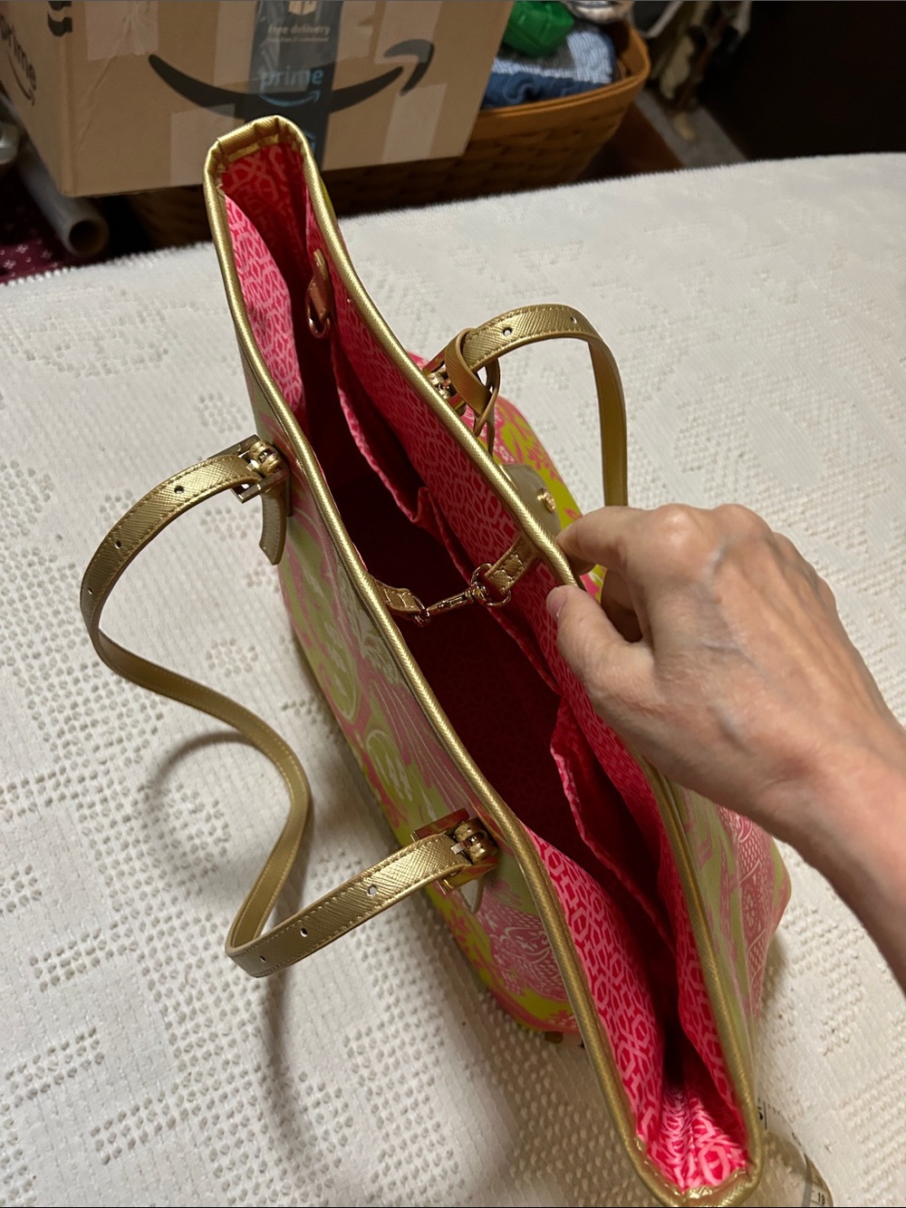 Spartina Tropical Elephant Tote Bag in Pink and Lime with wristlet - Picture 7 of 13